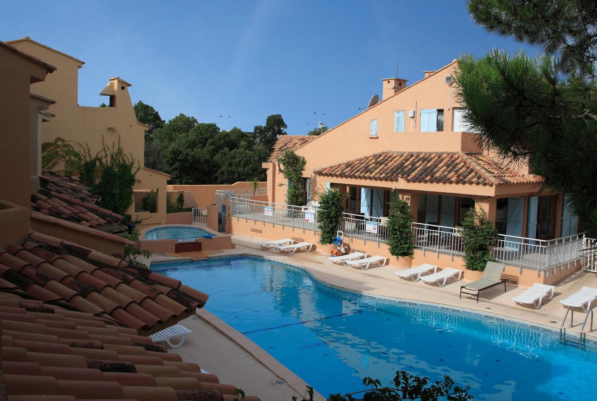 Aparthotel Residence Lago Verde Porto-Vecchio (Corsica)