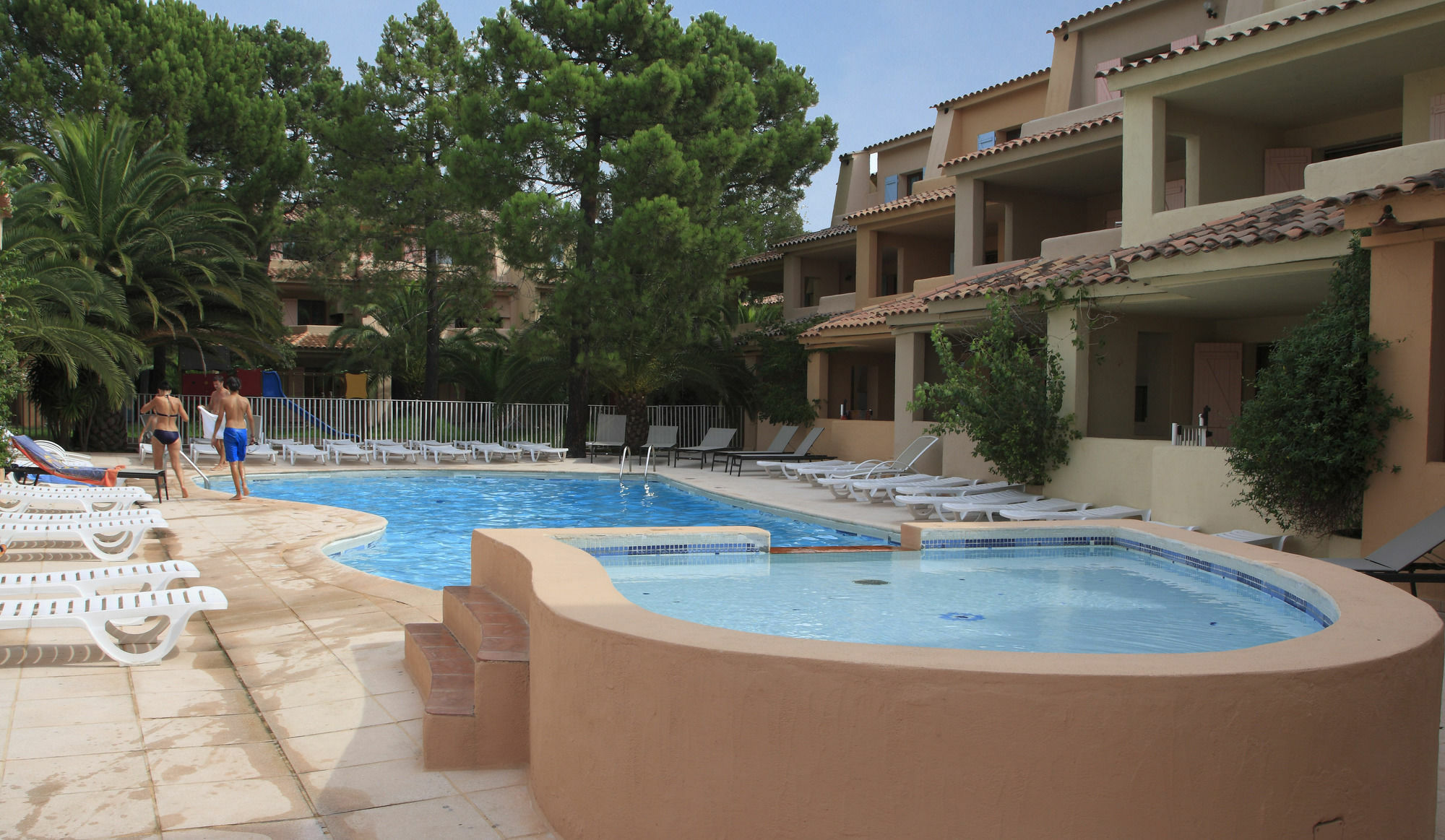 Residence Lago Verde Aparthotel 2*